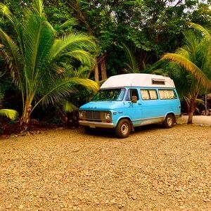 Meet your Posher, Nicolas